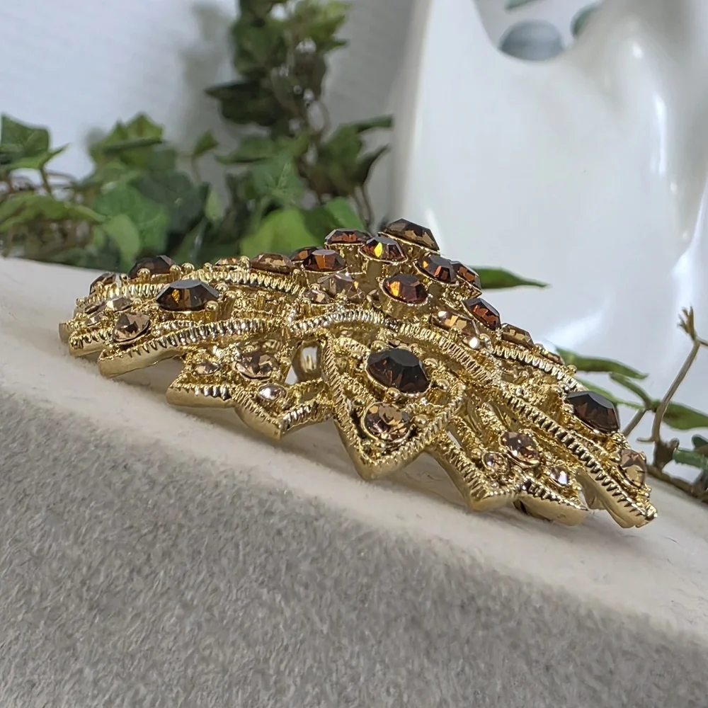 Vintage Gold Filigree Starburst Dome Brooch Pin with Topaz Color Rhimestones